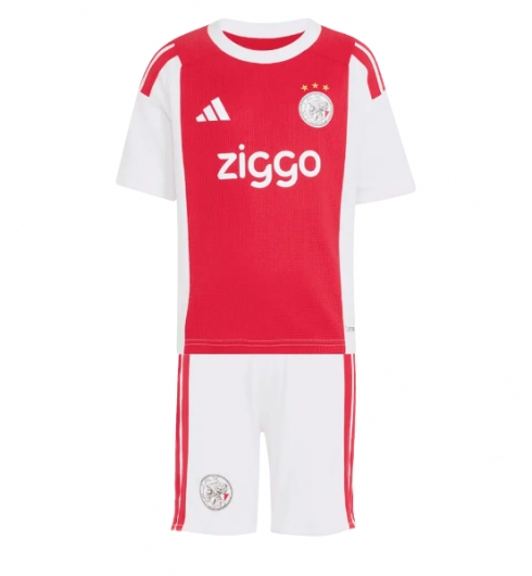 Köp Billiga Ajax Hemmatröja 2026-27 röd vit Fotbollströja för Barn på kopafotbollsset.com Köpa Billiga Ajax Hemmatröja 2026-27 röd vit Fotbollströja för Barn på nätet