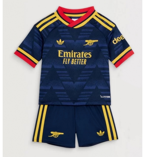 Köp Arsenal Barn Bortatröja 2026-27 Mini-Kit tröja med eget tryck på kopafotbollsset.com Köpa Arsenal Barn Bortatröja 2026-27 Mini-Kit tröja med eget tryck på nätet
