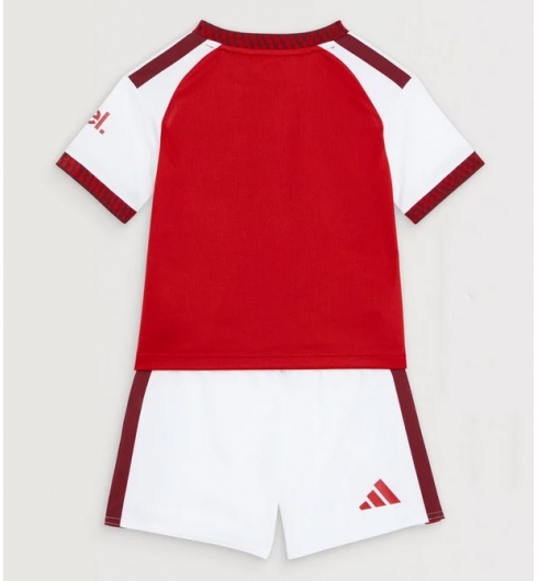 Köp Arsenal Barn Hemmatröja 2026-27 röd vit Fotbollsset med Shorts på kopafotbollsset.com 2 Köpa Arsenal Barn Hemmatröja 2026-27 röd vit Fotbollsset med Shorts på nätet 2