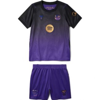 Köp Fotbollsset Barn billiga Barcelona Bortatröja 2026-27 Mini-Kit Fotbollskläder på kopafotbollsset.com Köpa Fotbollsset Barn billiga Barcelona Bortatröja 2026-27 Mini-Kit Fotbollskläder på nätet