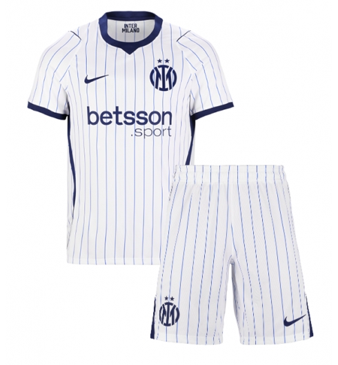 Köp Inter Milan Bortatröja 2026-27 vit Fotbollskläder till Barn på kopafotbollsset.com Köpa Inter Milan Bortatröja 2026-27 vit Fotbollskläder till Barn på nätet