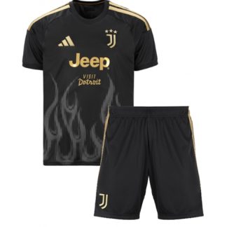 Köp Juventus Tredje Tröja 2026-27 Svart Fotbollskläder barn med namn på kopafotbollsset.com Köpa Juventus Tredje Tröja 2026-27 Svart Fotbollskläder barn med namn på nätet
