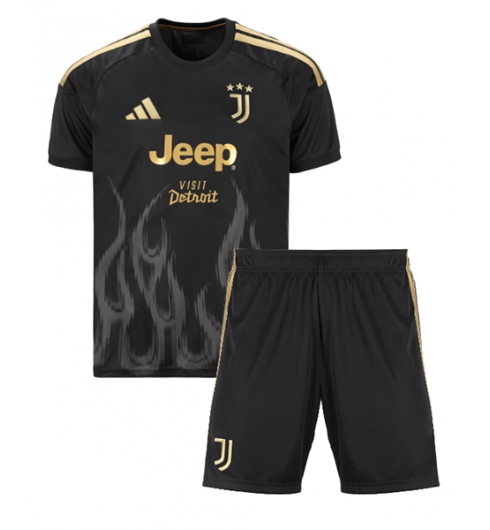 Köp Juventus Tredje Tröja 2026-27 Svart Fotbollskläder barn med namn på kopafotbollsset.com Köpa Juventus Tredje Tröja 2026-27 Svart Fotbollskläder barn med namn på nätet