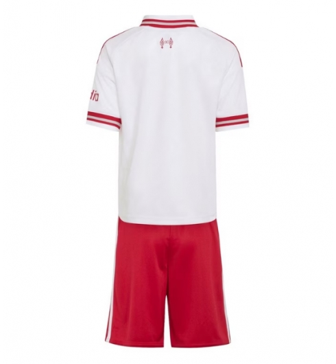 Köp Barn Liverpool Bortatröja 2026-27 vit Kortärmad + röd Korta byxor på kopafotbollsset.com 2 Köpa Barn Liverpool Bortatröja 2026-27 vit Kortärmad + röd Korta byxor på nätet 2
