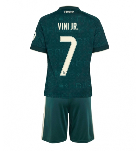 Köp Real Madrid Bortatröja 2026-27 Barn Vinicius Junior #7 grön Fotbollsställ med Shorts på kopafotbollsset.com Köpa Real Madrid Bortatröja 2026-27 Barn Vinicius Junior #7 grön Fotbollsställ med Shorts på nätet